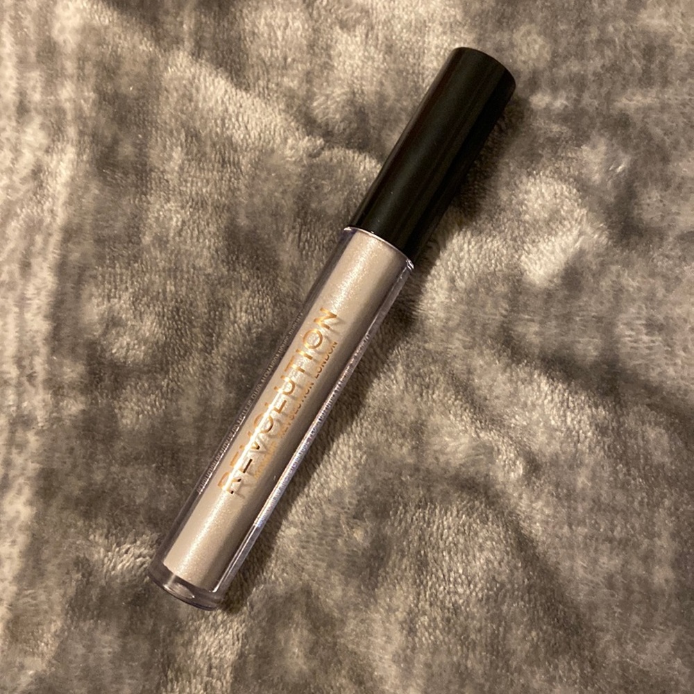 Silver lipgloss!